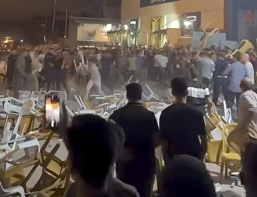 أعمال شغب وفوضى في مصر عقب الإقصاء من المونديال