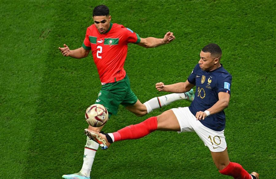 أمير سعودي يحذر المغرب من سيناريو مصر أمام فرنسا