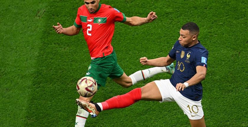 أمير سعودي يحذر المغرب من سيناريو مصر أمام فرنسا