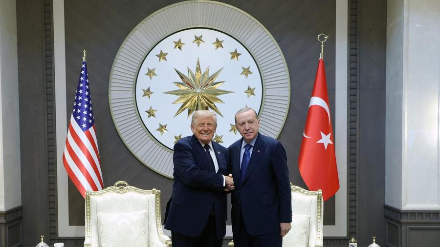 Sommet de l’OTAN à Ankara : Donald Trump relance le débat sur le partage de la défense en Europe