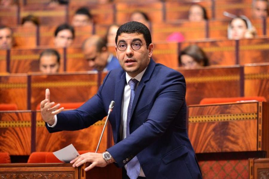 شبهات تضارب مصالح في صفقات ثقافية تجر بنسعيد للمساءلة
