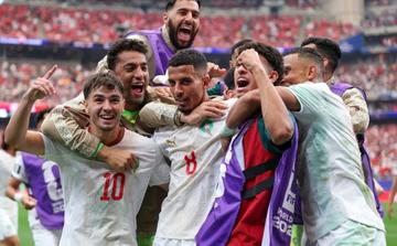 قبل مواجهة فرنسا.. التلفزيون الرسمي الجزائري “يُقصي” المغرب من المونديال