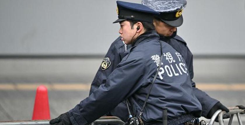 Japão prende mulher acusada de costurar os lábios da colega de quarto após suposto ataque