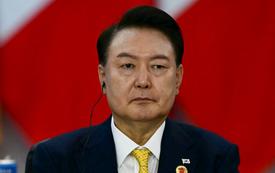 Corée du Sud : la Cour suprême confirme la peine de sept ans de prison de l'ancien président Yoon Suk Yeol