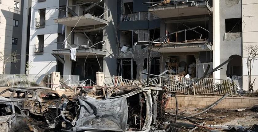 Nouvelles frappes américaines contre l’Iran : la tension remonte dans le détroit d’Ormuz