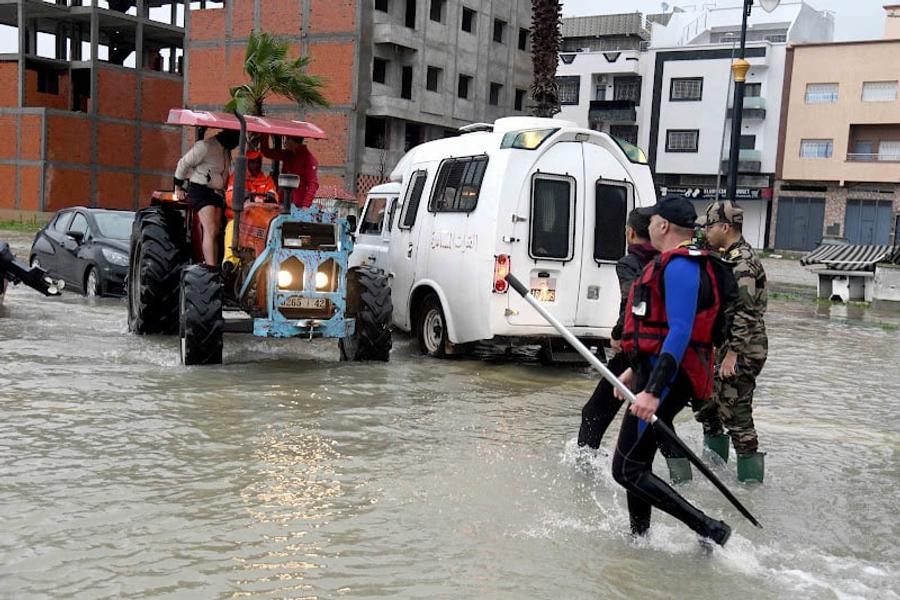 محاكمة "يوتيوبر" بسبب تبرعات لمتضرري فيضانات القصر الكبير