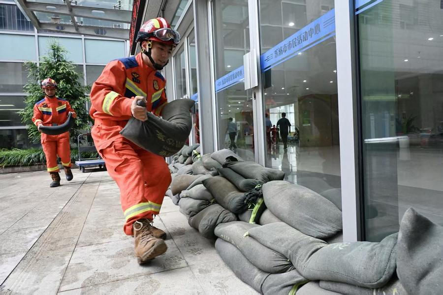 Typhon Bavi : près de 900 000 évacuations en Chine, l'Asie de l'Est en état d'alerte