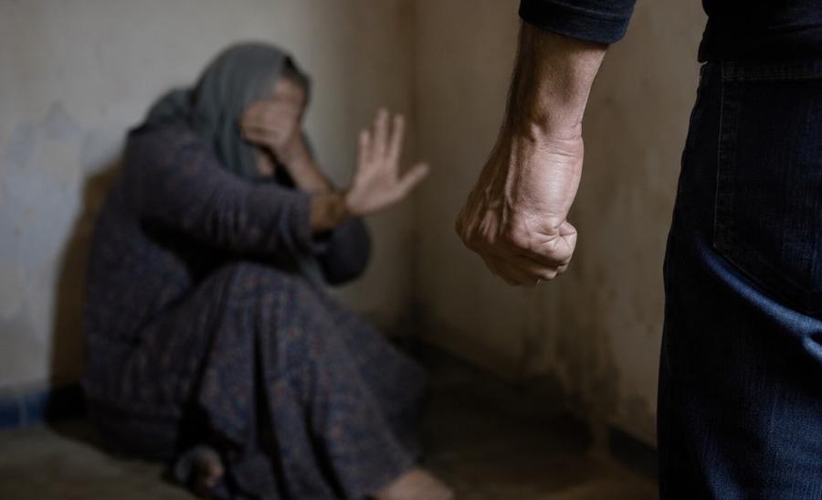 أربعيني يجهز على والدته السبعينية ضواحي الجديدة