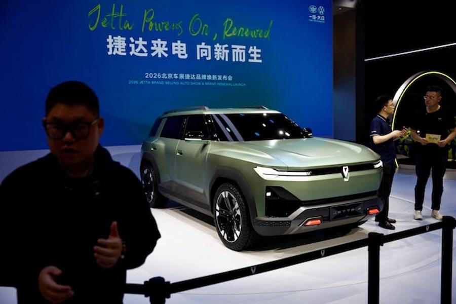 Los fabricantes de automóviles alemanes sufren una fuerte caída en las ventas en China mientras los rivales locales ganan impulso