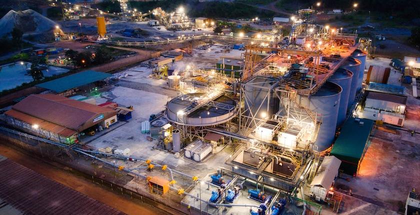 Il Ghana avanza nella riforma della legge mineraria per rafforzare il controllo e ampliare la partecipazione delle comunità