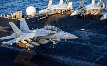 Iran : sept militaires tués dans des frappes américaines, les tensions avec Washington s'aggravent