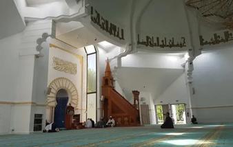 فرض رسوم على إقامة صلاة الجنازة يشعل الجدل في فرنسا