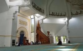 فرض رسوم على إقامة صلاة الجنازة يشعل الجدل في فرنسا