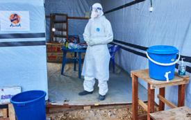 Ebola en RDC : l’épidémie dépasse les 2 000 cas confirmés, l’OMS reste en alerte