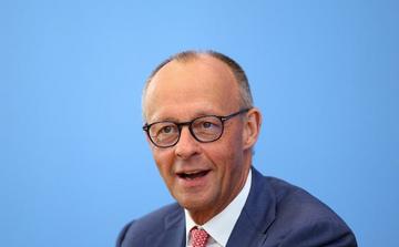 Merz invita i sostenitori dell'AfD a valutare il bilancio del governo prima delle elezioni statali chiave