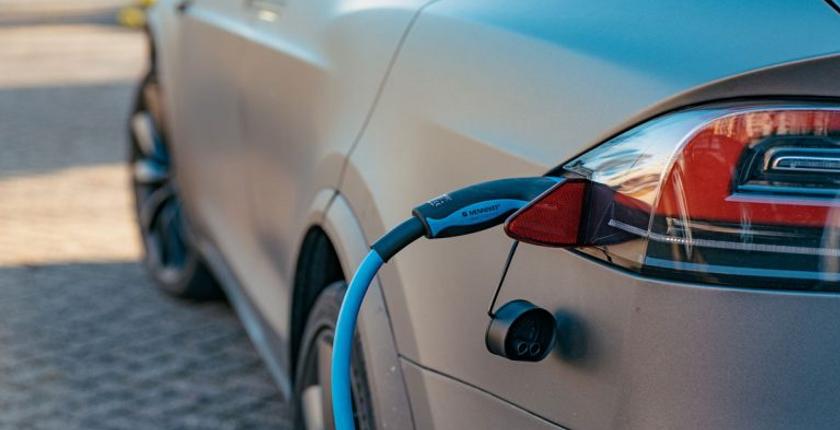 Marché automobile marocain : les véhicules électrifiés et les marques chinoises accélèrent leur percée en 2026