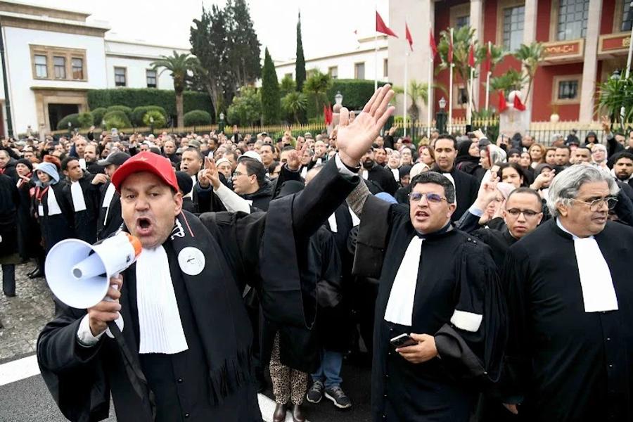 هيئة المحامين بالرباط تواصل التصعيد وتعلن وقفة احتجاجية