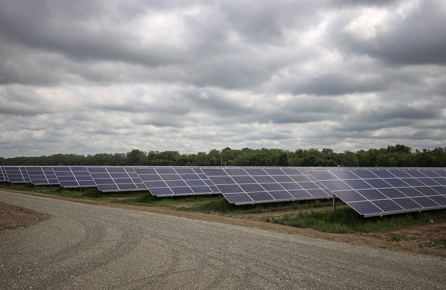 Solar power becomes the European Union's largest electricity source in June
