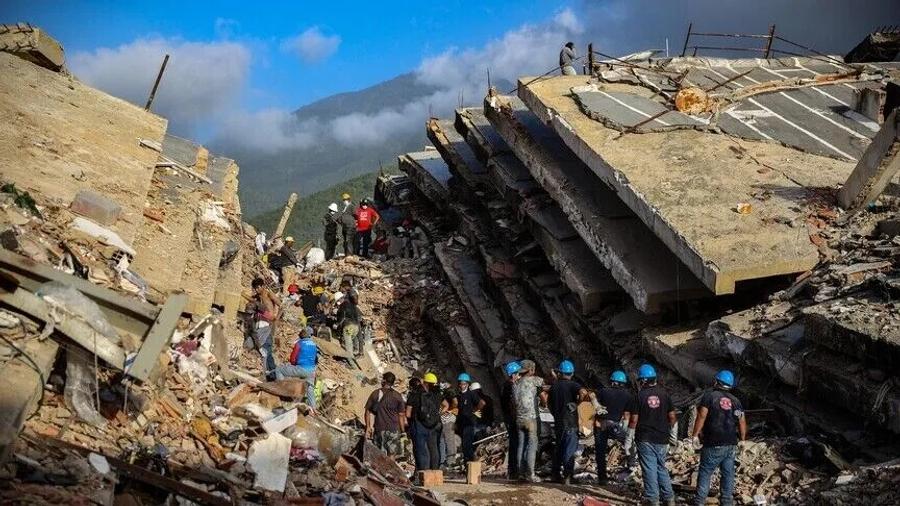ارتفاع عدد ضحايا زلزال فنزويلا إلى 3000 قتيل