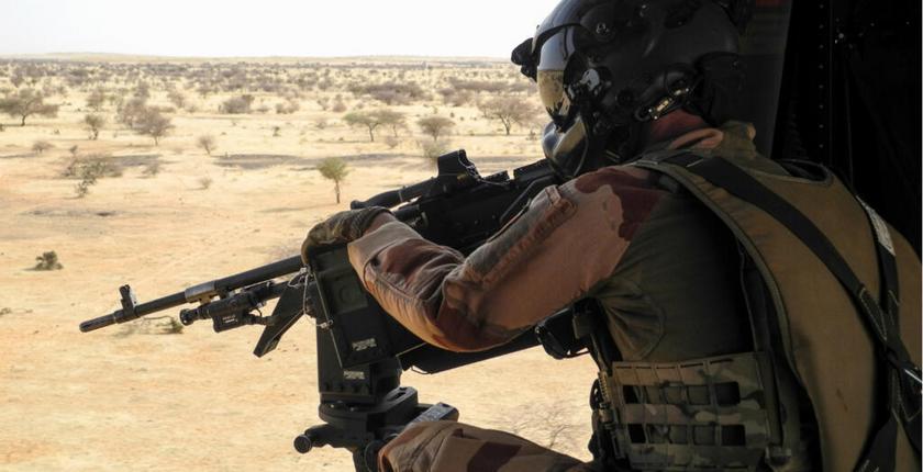 Mali : l’armée intensifie ses frappes contre les groupes armés dans plusieurs régions