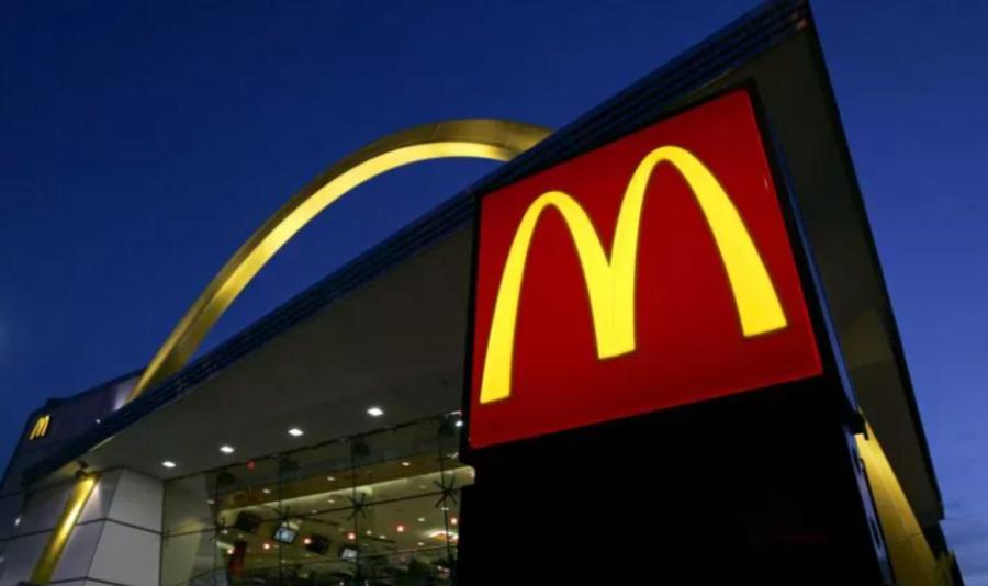 McDonald’s supera las previsiones de beneficios a pesar del crecimiento más lento de ventas en EE.UU.
