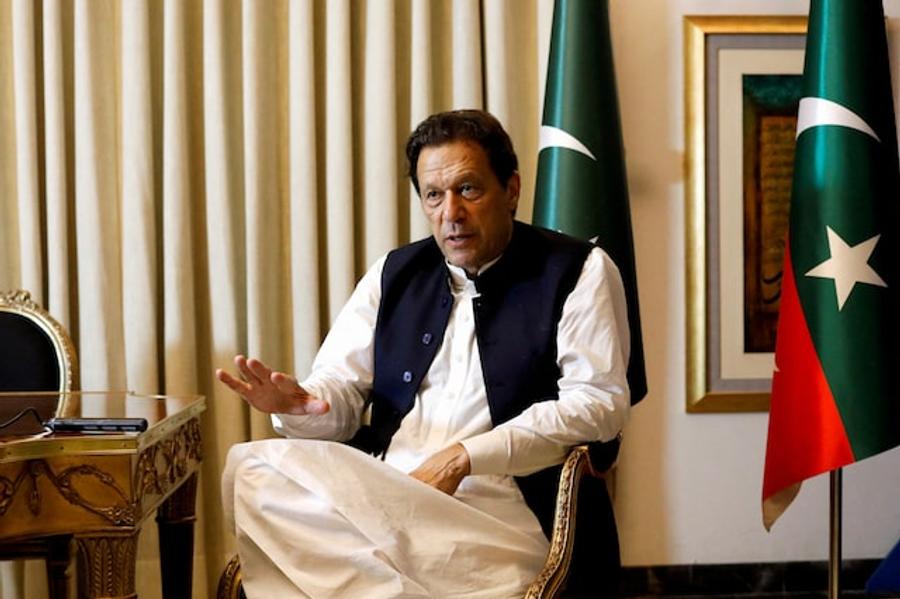 Pakistan : le gouvernement veut contester le transfert d’Imran Khan vers un hôpital privé