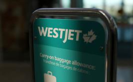 Забастовка бортпроводников WestJet нарушает летние поездки по Канаде
