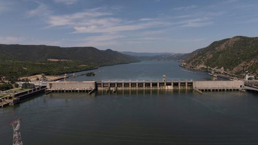 塞尔维亚因干旱将水电产量削减至历史低位
