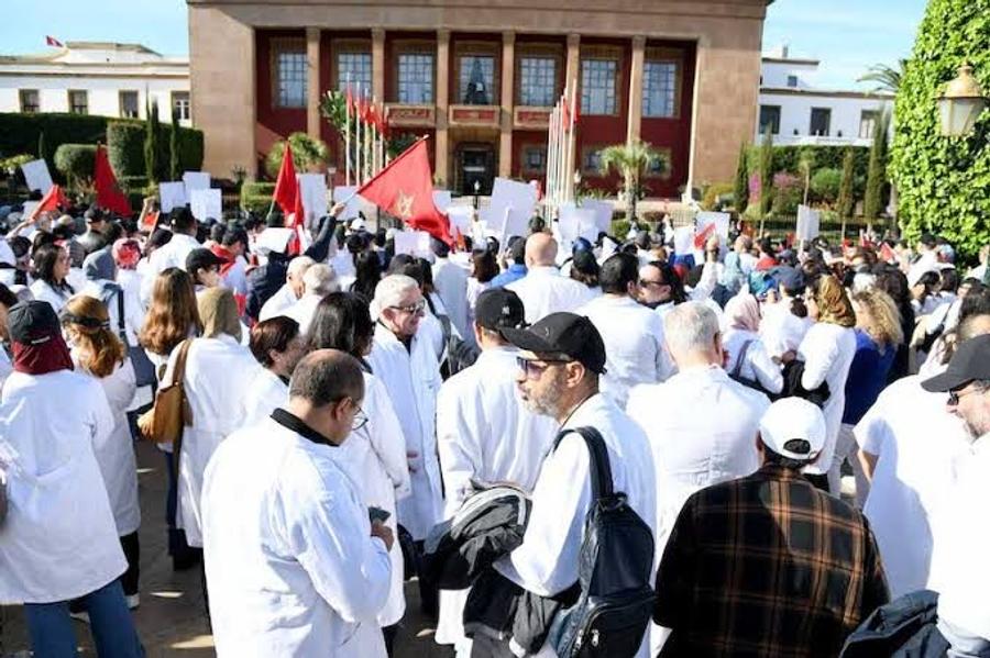 أطباء القطاع الخاص يرفضون تنزيل مشروع رقمنة الصحة
