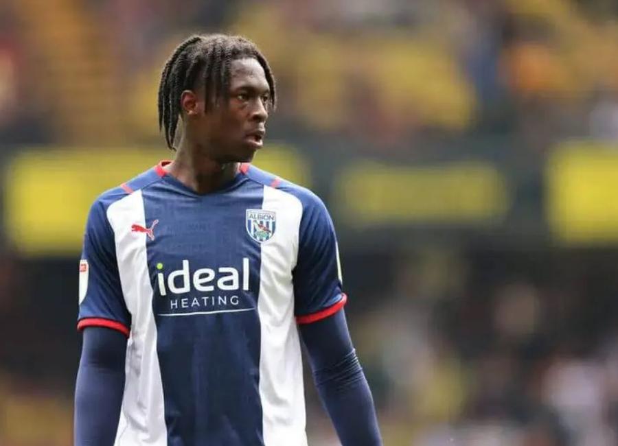 وفاة لاعب برتغالي عن 25 عاماً بعد سقوطه خلال مباراة