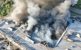 Ukraine : les recherches se poursuivent après la frappe meurtrière contre un centre commercial à Kryvyï Rig