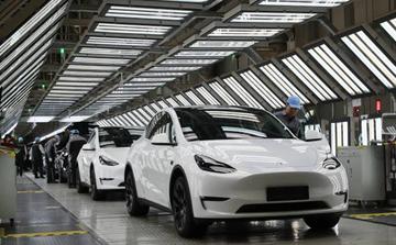 China launches its largest vehicle recall campaign as safety rules tighten