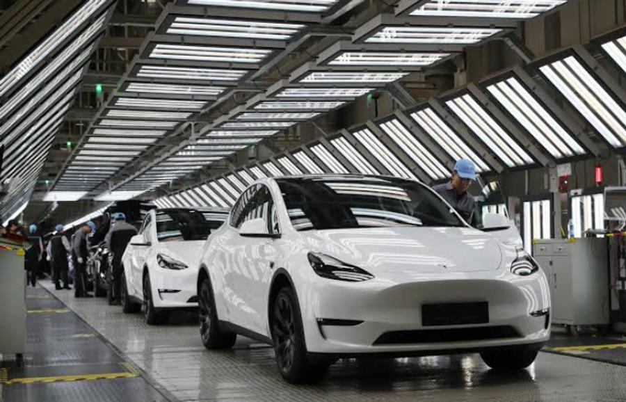 China launches its largest vehicle recall campaign as safety rules tighten