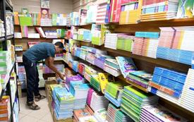 الكتبيون يراسلون الداخلية لإنهاء فوضى بيع الكتاب المدرسي