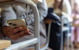 Interdiction du téléphone au lycée : la mesure pourrait entrer en vigueur dès la rentrée