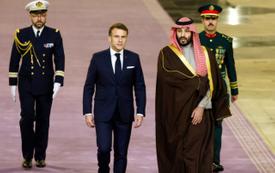 Macron reçoit Mohammed ben Salmane à Paris sur fond de tensions au Moyen-Orient