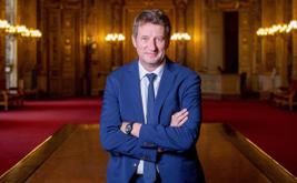 Présidentielle 2027 : Yannick Jadot apporte son soutien à Raphaël Glucksmann