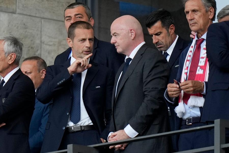 FIFA : Aleksander Ceferin écarte une candidature contre Gianni Infantino en 2027