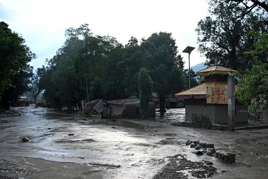 Nepal: Death toll from devastating floods reaches 270 with over 800 missing