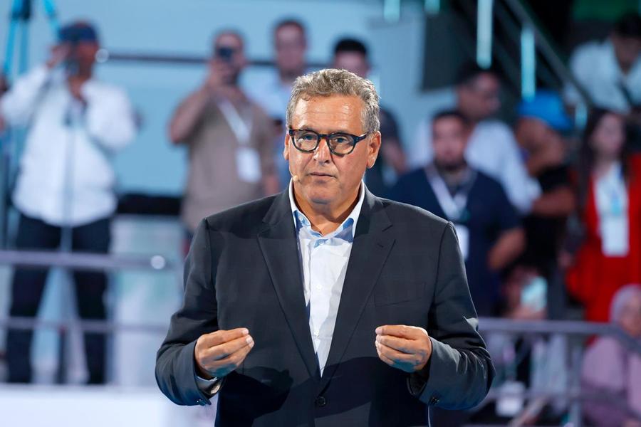 أخنوش من وجدة يكشف تفاصيل برنامج كرامة وفرص للجميع
