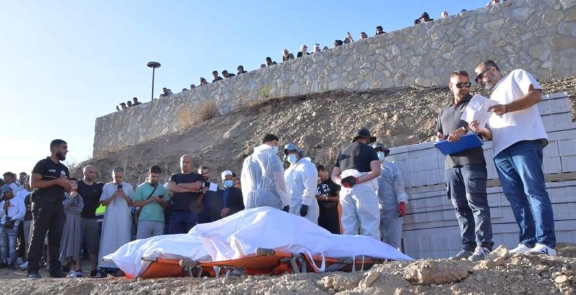 دفن جثامين 12 مغربيا من ضحايا العبور الجماعي في سبتة