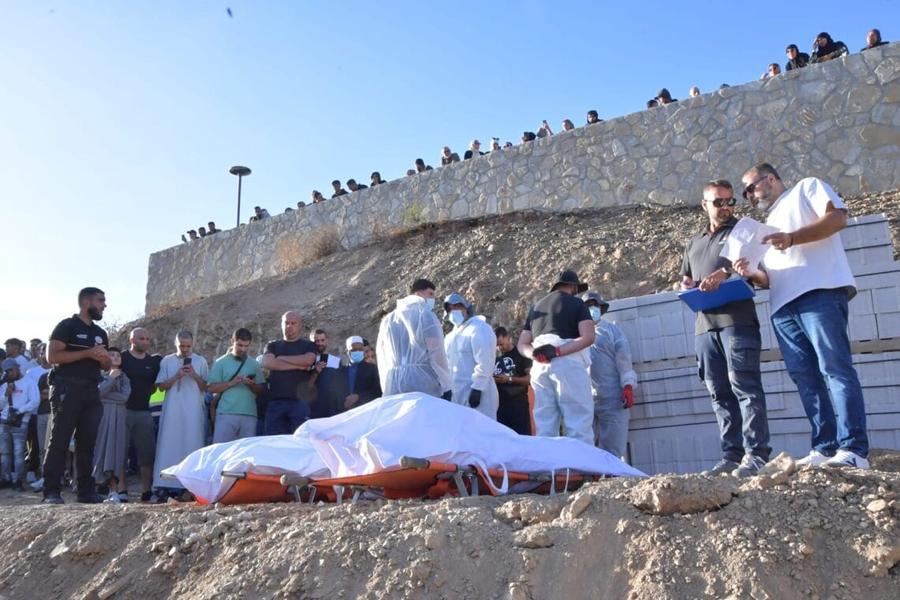 دفن جثامين 12 مغربيا من ضحايا العبور الجماعي في سبتة