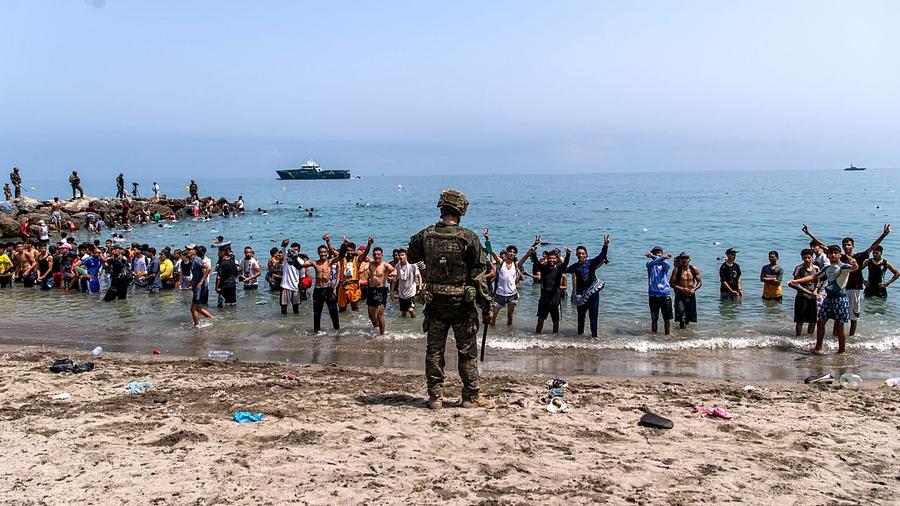 Sebta: Spain Seeks Exceptional EU Aid Amid Migratory Pressure