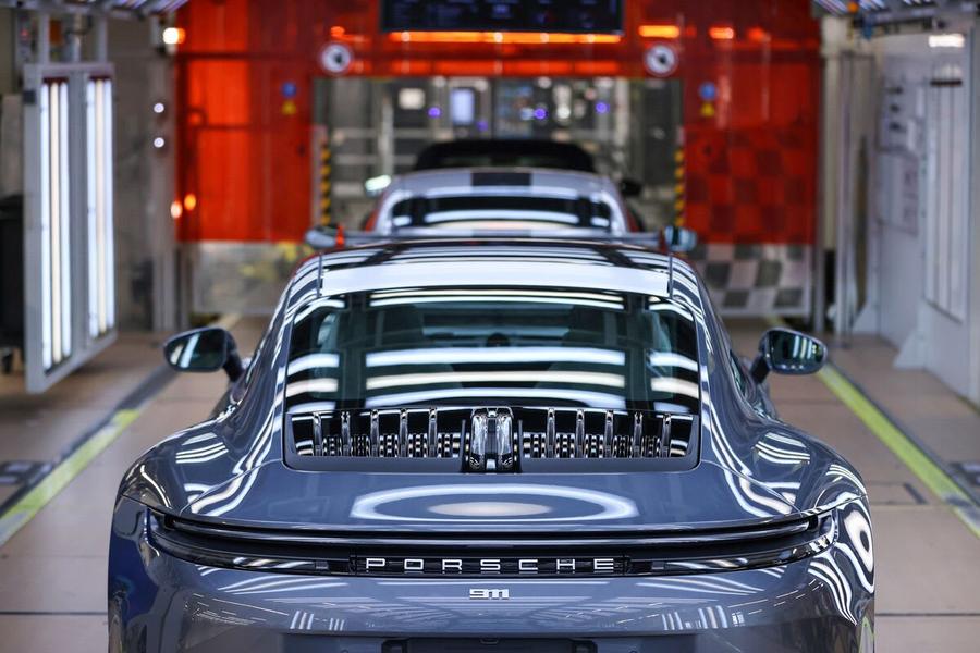Porsche invests €1.25 billion in AI and sells MHP to TCS