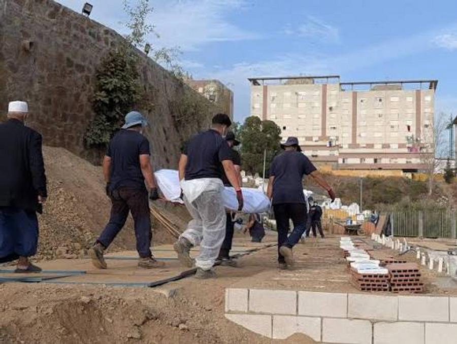 Tragédie migratoire à Sebta : 78 victimes enterrées au cimetière Sidi Embarek