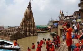 India: estampida en templo deja al menos siete muertos y 19 heridos