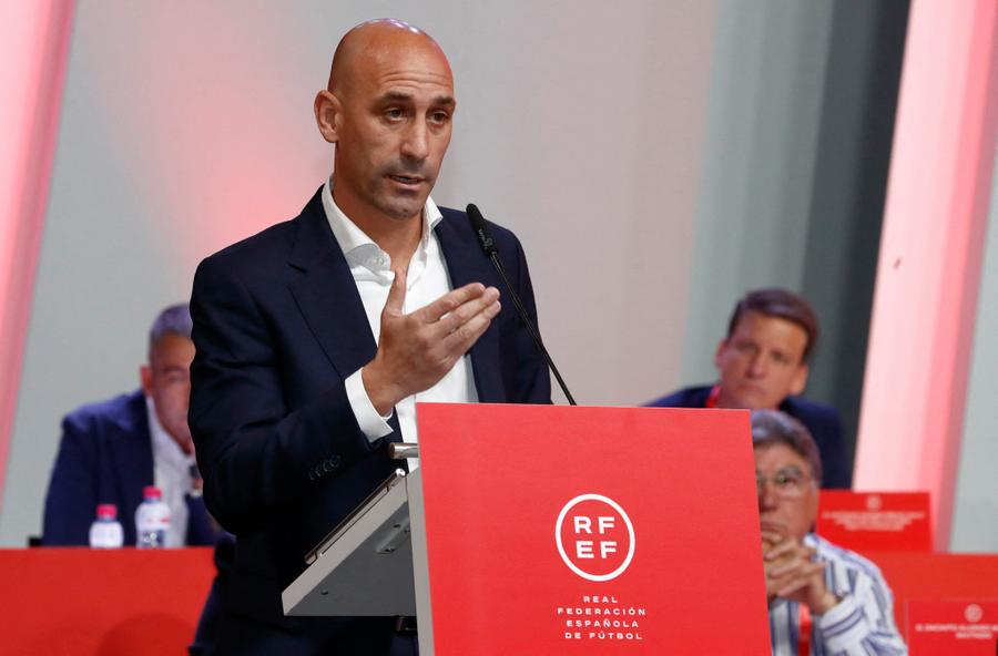 روبياليس يدعو إسبانيا للانسحاب من مونديال 2030 إذا استضاف المغرب النهائي
