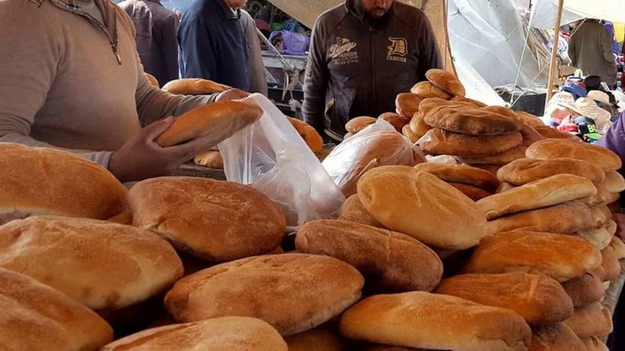 حماة المستهلك ينتقدون تسويق "خبز سنيدة" ويطالبون بتشديد المراقبة