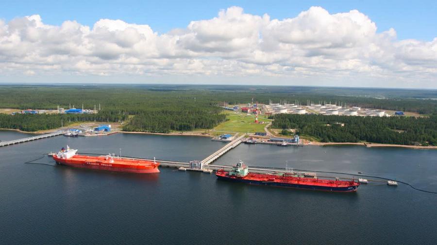 Production pétrolière russe : un rebond au-dessus de 9 millions de barils par jour sous pression
