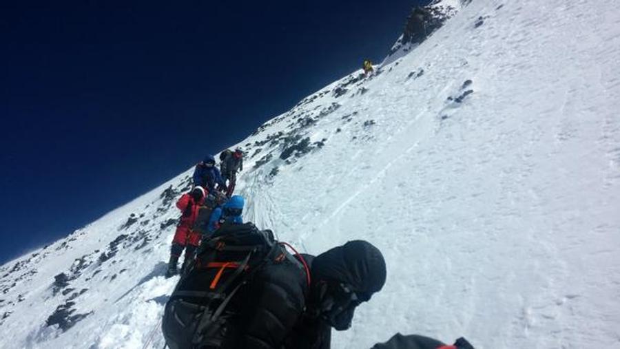 尼泊尔：五名登山者在失踪数月后发现于雅隆里山上遇难